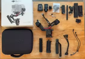 Dji Cp.rn.00000346.04 - Rs 4 Pro Combo 3-axis Gimbal Stabilizer For Cameras Black