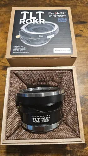 Fotodiox P645-eosr-tltrokr Pro Tlt Rokr Tilt/shift Lens Adapter For Pentax 645 To Canon Rf