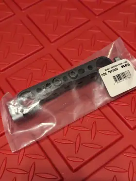 Red Digital Cinema 790-0085 Dsmc Universal Mount 19mm - Mfr# New In Package